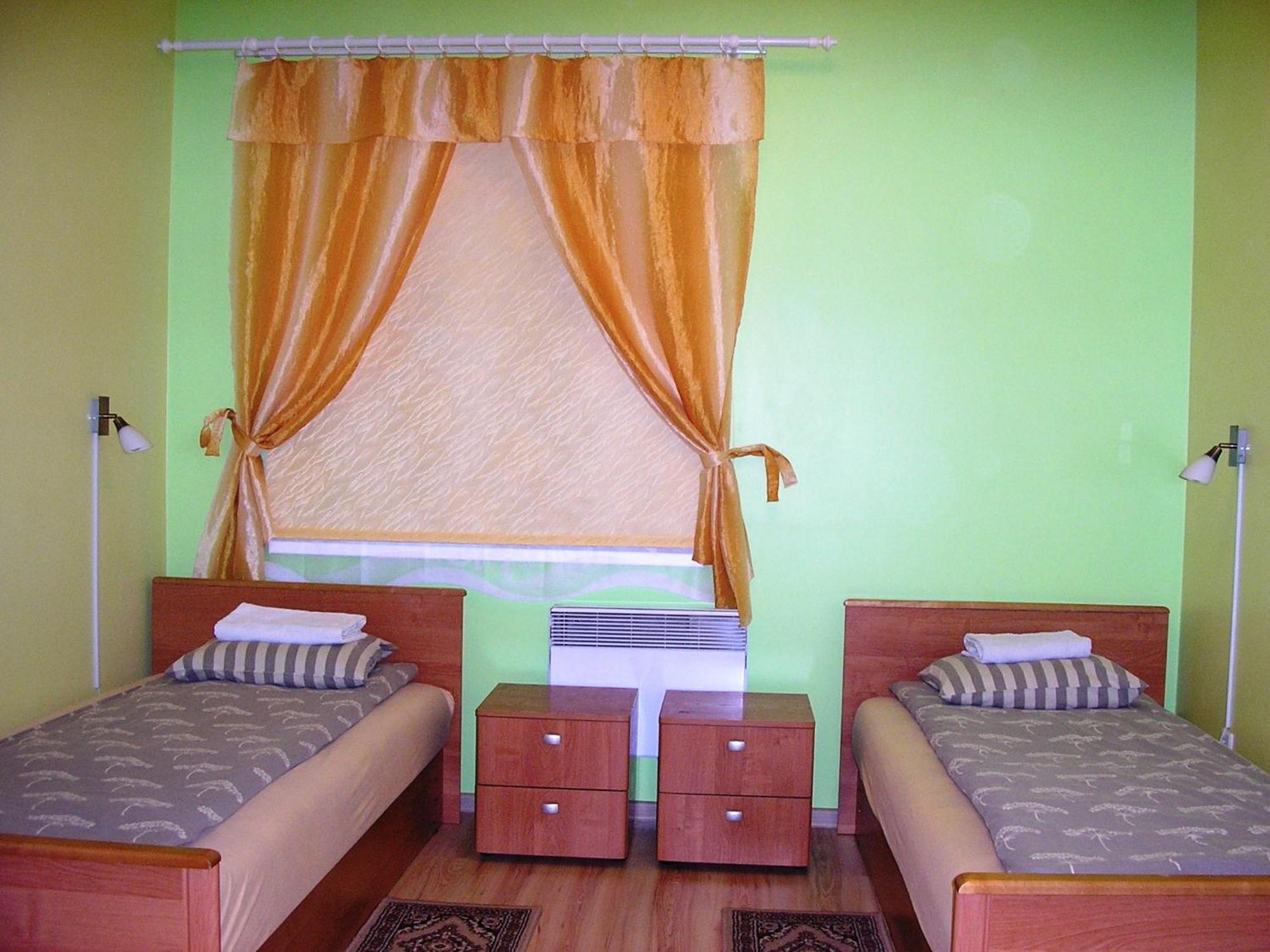 Kagu Hostel Voru Bilik gambar