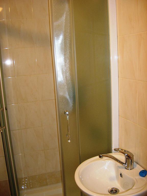 Kagu Hostel Voru Luaran gambar