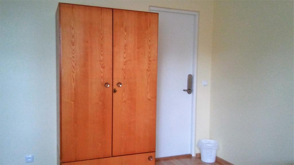 Kagu Hostel Voru Luaran gambar